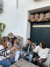 Carregar la imatge al visor de la galeria, Diumenge Gastronòmic al Celler: Paella, tast de vins i visita guiada